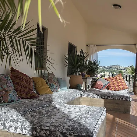 Bed & Breakfast La Maravilla 3*