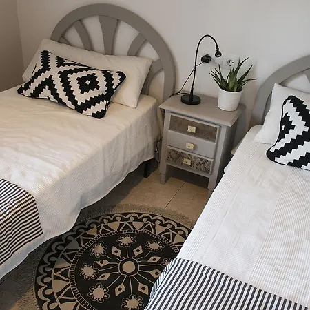 La Maravilla Bed & Breakfast Empedrola